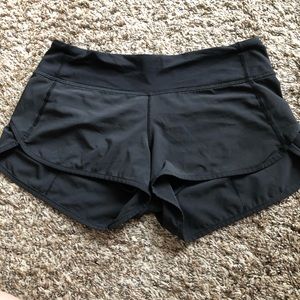 Lululemon black shorts